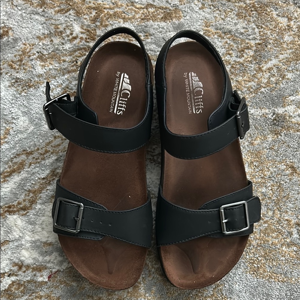 Cliffs by WHITE MOUNTAIN Black Buckle Sandals